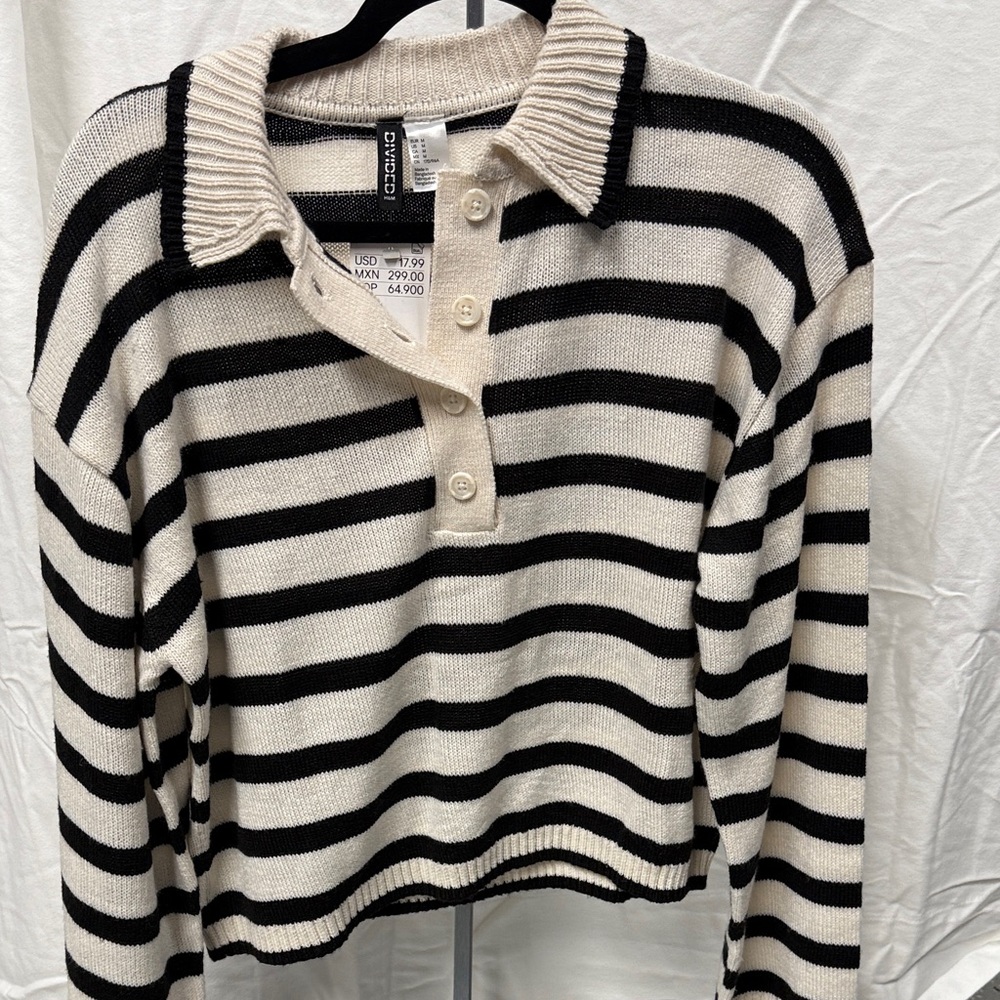 H&M Black and Cream Striped Sweater